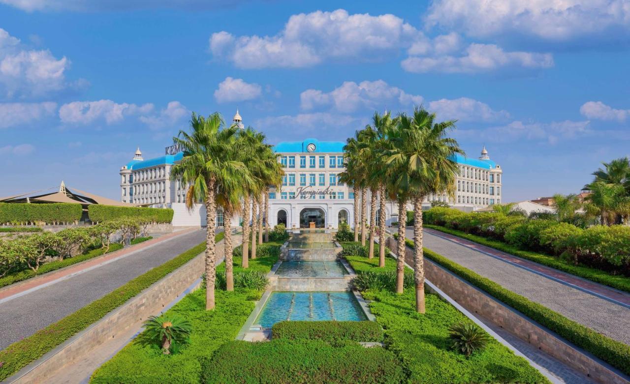 Royal Maxim Palace Kempinski Kairo Eksteriør bilde Sheraton Baku