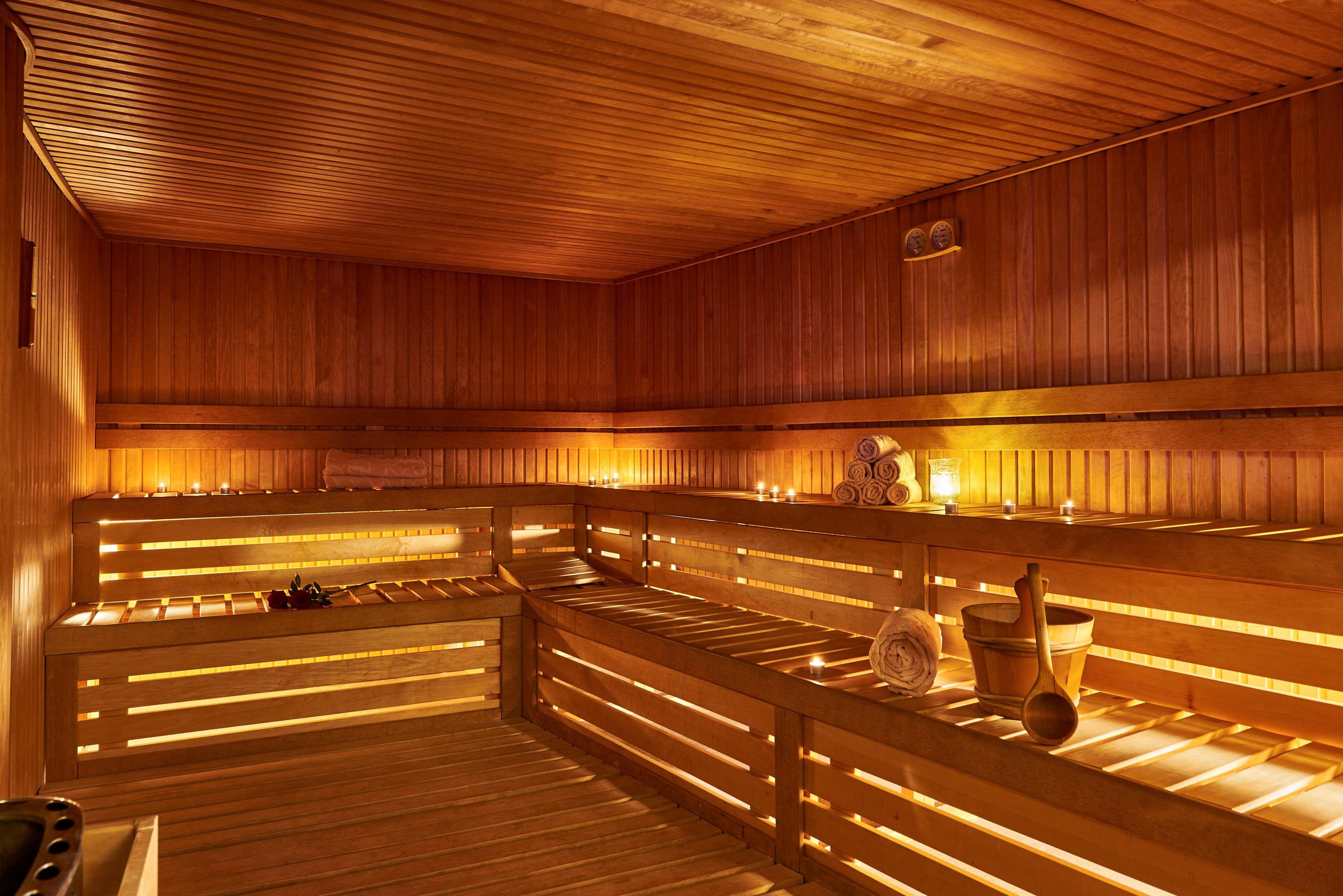 Royal Maxim Palace Kempinski Kairo Eksteriør bilde A Finnish sauna